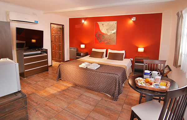 habitacion doble deluxe en villa general belgrano